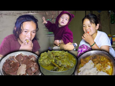 Buff Curry Recipe and rice Cooking and eagting | Nepali Village Style buff curry | Village life vlog