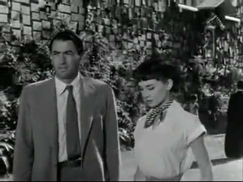 Roman Holiday - On an evening in Roma ( With Dean Martin's Song )