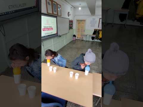 Balon ile bardak taşıma oyunu #oyun #yarışma #challenge #etkinlik #eğlence #çocuk #eğitim #shorts