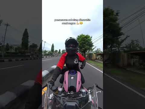 Si tukang telat? ๐โ๐ผ #silvadmy #ladybiker #motovlog