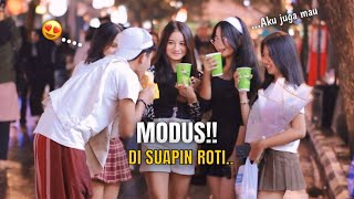 VIRAL!! DI SUAPIN ROTI SAMA CEWEK CANTIK BAPER PARAH