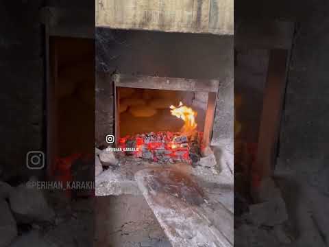 Taş fırında ekşi mayalı ekmek🔥