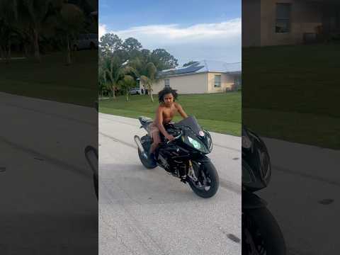 How To Ride A BMW S1000rr