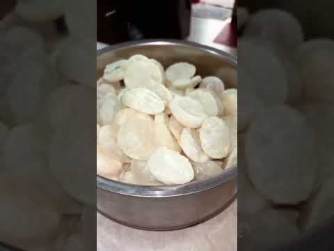 Hardworking Aunty Making Live Aloo Poori In Surat #shortsfeed #shorts