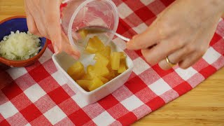 Restaurant CHEF taught me how to make DELICIOUS PINEAPPLE Chicken. ASMR
