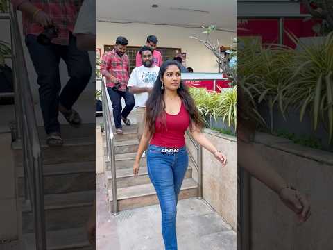 దివి అందం విషయంలో ఎంత మంది వచ్చిన పనికి రారు