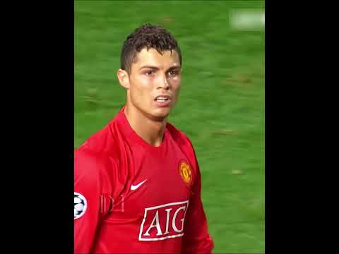 CR7 or M10 😎