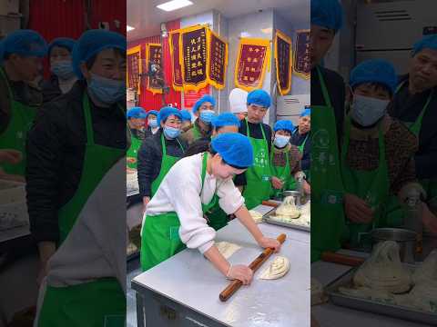 The chef told the right way to make roti #shortsvideo