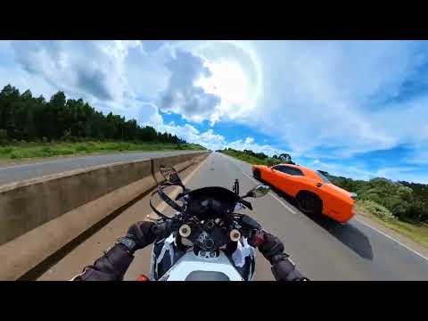 acelerada cbr600 vs dodge charger (hornet carenada)