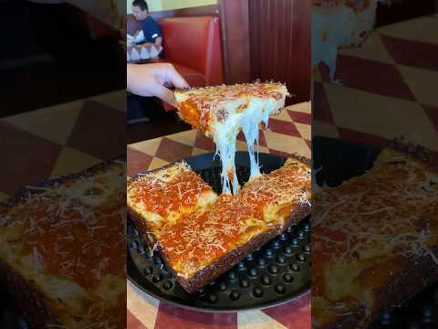 Have you ever tried DETROIT PAN PIZZA with sauce on top? #pizza #lasvegas #foodchallenge