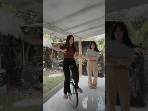 Ajarin adek dulu #unicycle #rodasatu #viral #youtubeshorts