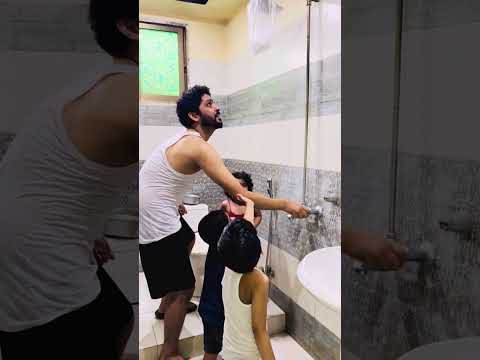 Shanu kay baba nay garam paani ko thanda kar diya 😂 #funny #trending #comedy #summeronshorts #vlog