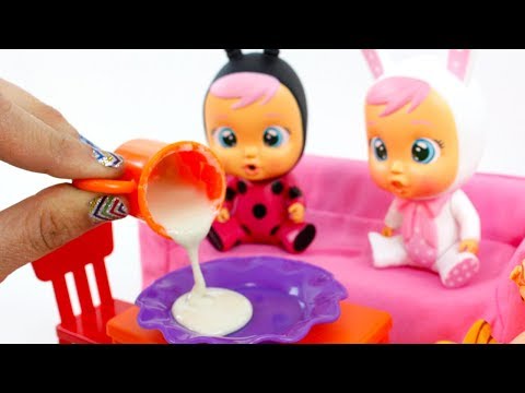 CONEY NO QUIERE TOMAR PAPILLA 🍼 Bebés llorones con lágrimas mágicas