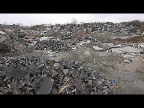 На Житомирщині поліцейські встановили нових причетних до забруднення землі шкідливими відходами каменеобробки