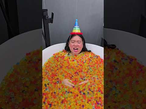 Give me back my birthday present 😭🍬🥰