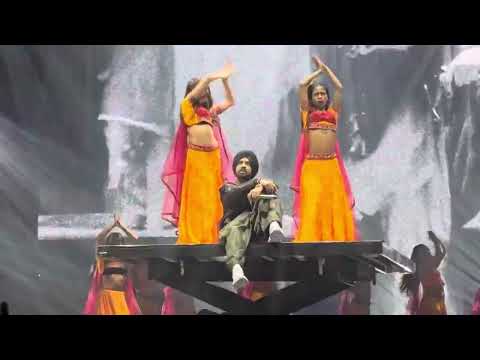 DANCING WITH THE CREATOR OF HISTORY @diljitdosanjh