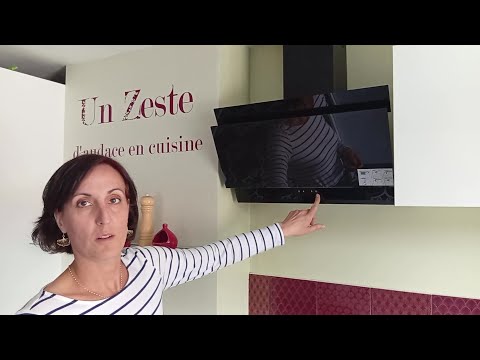 Avis Consommateur : Hotte inclinée en verre noir GoodHome GHAG60LKBL, 60 cm | Castorama