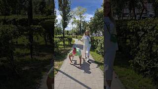 A trained dog went for a walk with his mistress ⭕️🤣