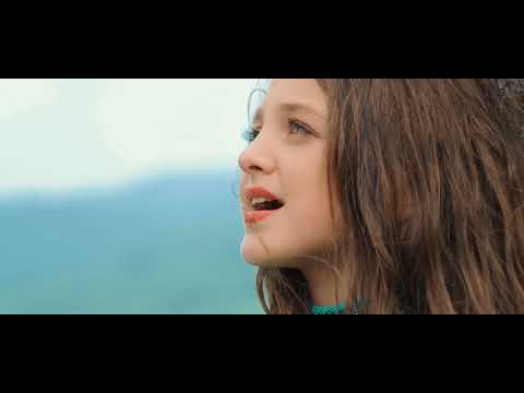 Пісня про маму. Яна Заплатинська "Мамо". Дитячі кліпи.