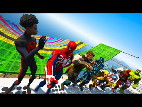 Aranha e seus Amigos na Mega Rampa! SPIDER-MAN and SUPERHEROES mod New Sounds GTA 5