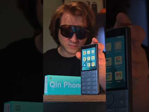 Смартфон серьёзного человека - QIN F22 🎩