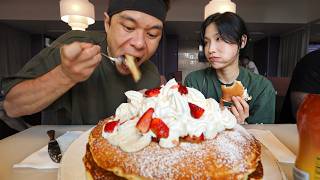 Couple's Food Challenge!! (Hawaii's BIGGEST Pancake)