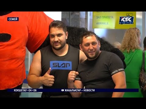 Бывший педагог из Семея дает пощечины лучше всех в мире