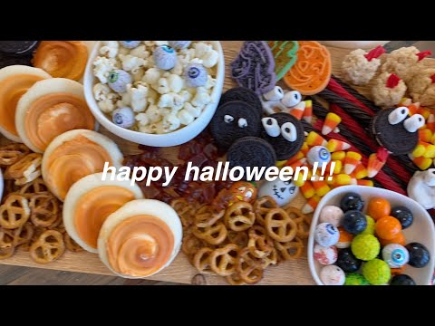 I Made A Seasonal Charcuterie Board (Kinda)