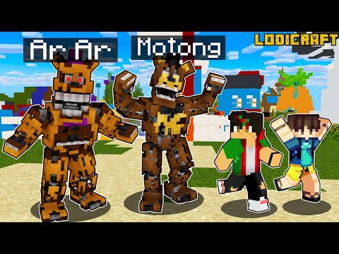 PRANKING my friends as a FNaF in Minecraft
