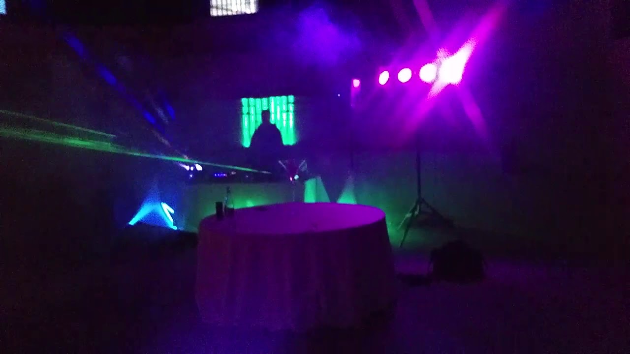 Carlo Casalgrandi - Chitarra voce e Dj set