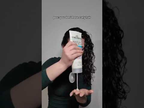 Curly or frizzy? #pov #relatable #curlyhairroutine #curlyhair