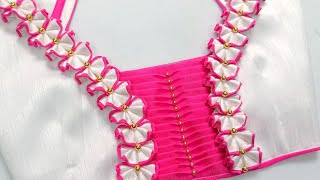 Tranding Model Popular Blouse Back neck design cutting and stitching |