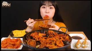 ASMR MUKBANG|Rainbow Desserts(Push-pop, Lollipop, Cake, Milk Jelly, Cube cheese, Eyeball, Chocolate)