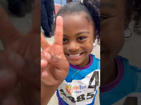 Get’em Lay Get’em Lay 🔥  - 200 Meter Final! #trackandfield #athlete #trackstar #viralvideo #track