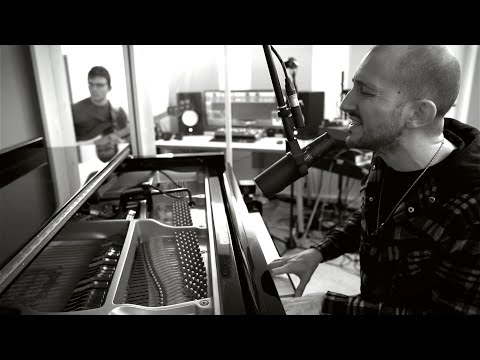 Alessandro Seno Acoustic Trio