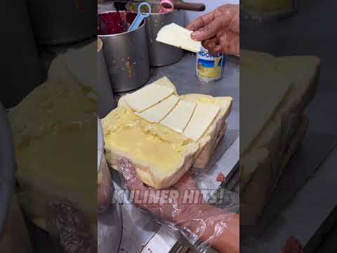 Roti Bakar Isi Kornet Panggang & Keju Nikmat Banget