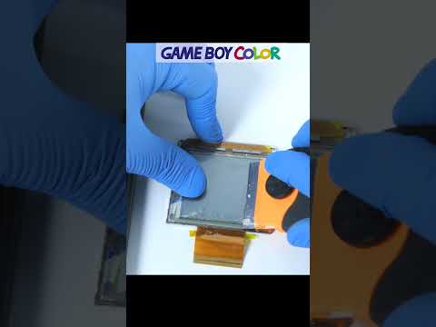 Riesgos al reparar una Game Boy #sorpresas #shorts #curiosidades #gameboy #nintendo #Shorts