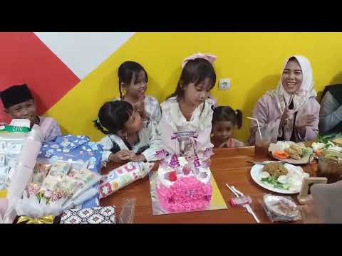 Acara Ulang Tahun Amanda