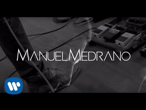 Manuel Medrano - Afuera del Planeta (Lyric Video)