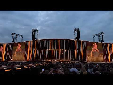 Adele in Munich “I’ll Be Waiting” LIVE München Messe 03/08/24