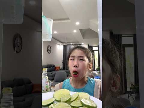 Lemon eating joke 🍋🍋🍋 #funny #shorts