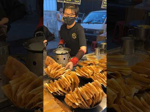 A famous mini peanut pancake in Malaysia!!!