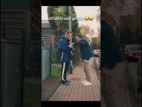 Haben Sie 1 EURO fรผr einen Kaffee? #sketch #satire #comedy