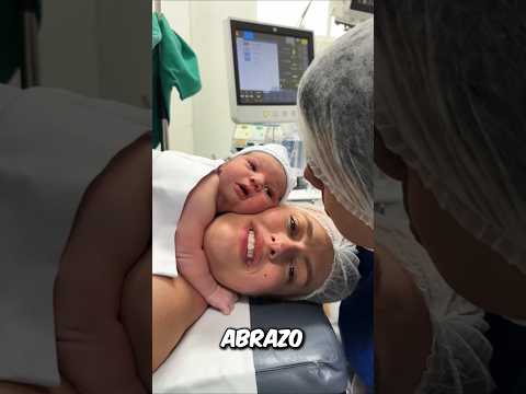 El momento en que esta mamá por fin abrazó a su bebé 🥹❤️ #shortvideo #shortsfeed #shorts