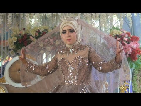 Pesona Anggun Pengantin di Tatapan Pertama