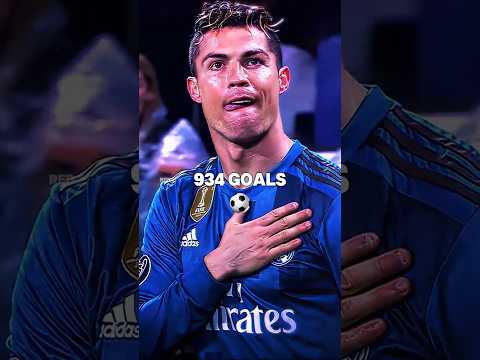 Zlatan vs ronaldo #football #shorts #youtubeshorts