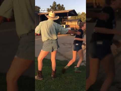 Daughter was wearing short shorts, so dad taught her a lesson 🤣 (🎥: ViralHog)