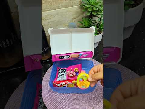 بتعيط وشبطتت في لانش بوكس فراوله