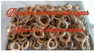 Biscoitos covered with sugar