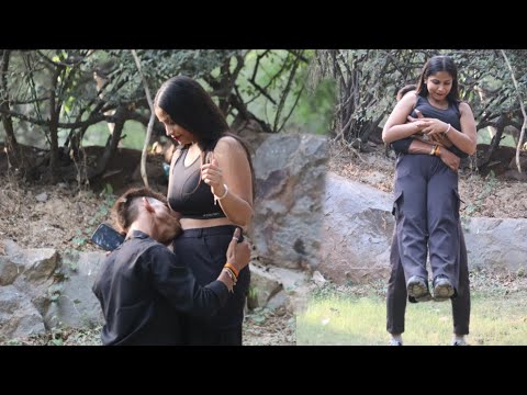 Kamar Par Pappi Kar Lu Prank || Real Kissing Prank || Kissing Prank || Kaushal Chauhan Prank